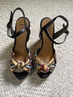 Decree Women’s Multicolor Knotted Strappy Sandals - size 6